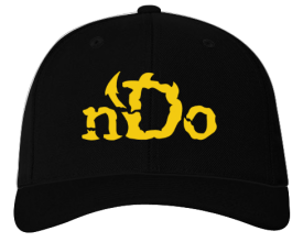 nDo Black/Gold Flexfit Size: L/XL